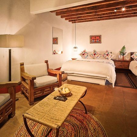 Meson De Leyendas Breakfast & Downtown Valle de Bravo Ngoại thất bức ảnh