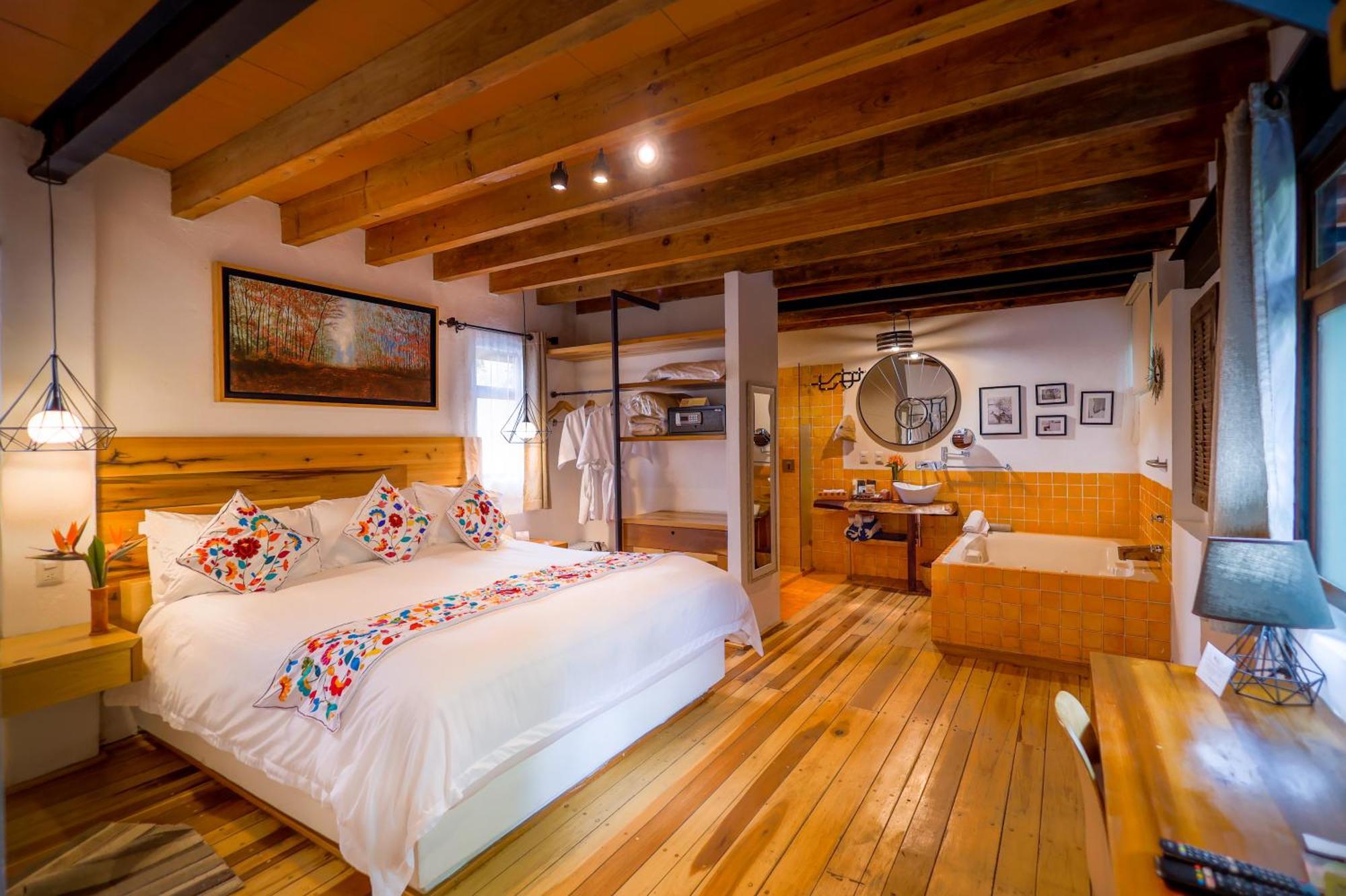 Meson De Leyendas Breakfast & Downtown Valle de Bravo Ngoại thất bức ảnh