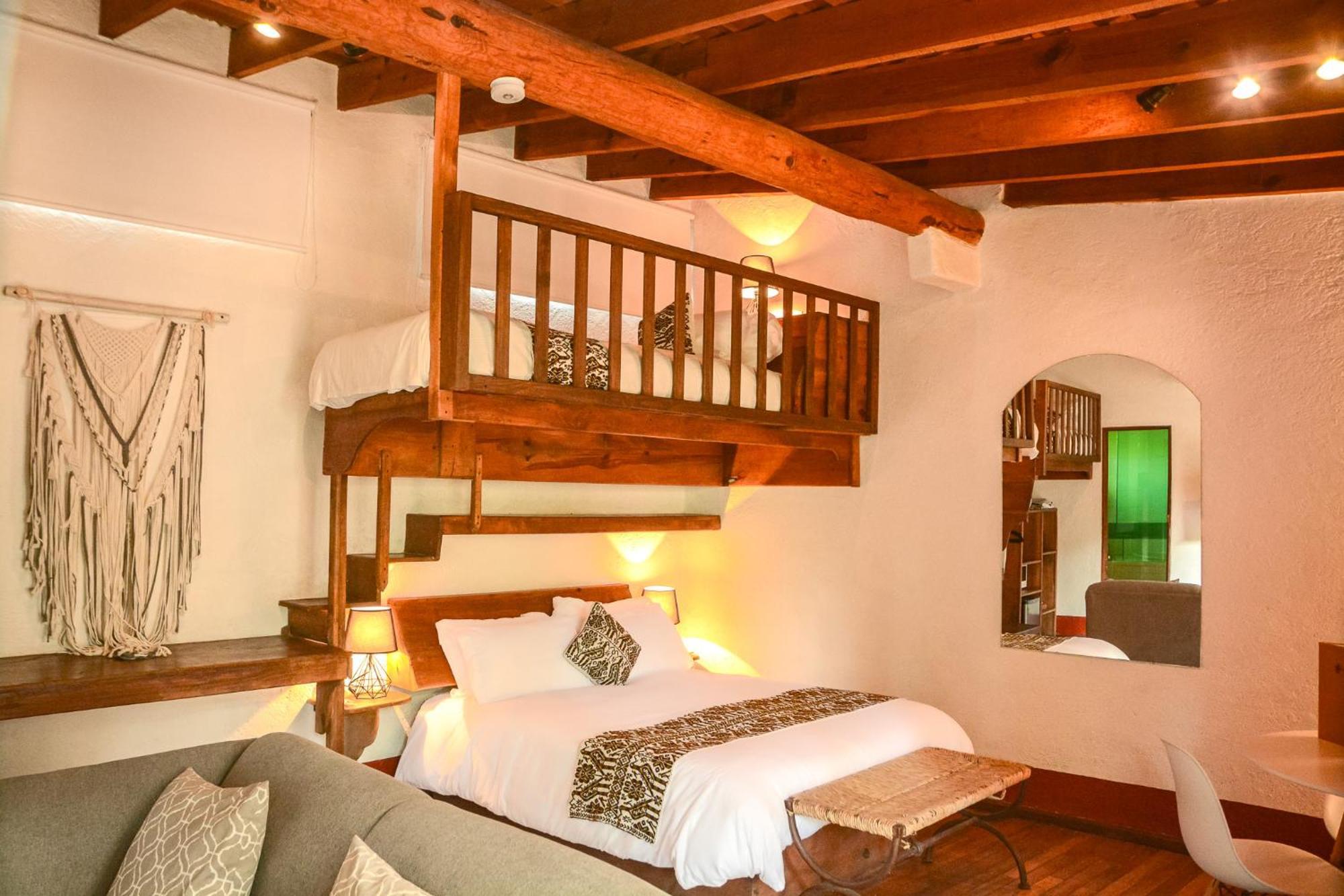 Meson De Leyendas Breakfast & Downtown Valle de Bravo Ngoại thất bức ảnh