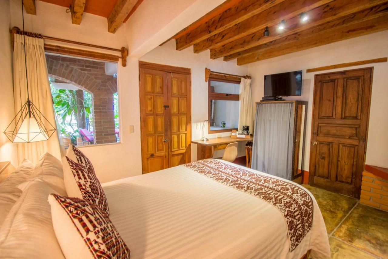 Meson De Leyendas Breakfast & Downtown Valle de Bravo Ngoại thất bức ảnh